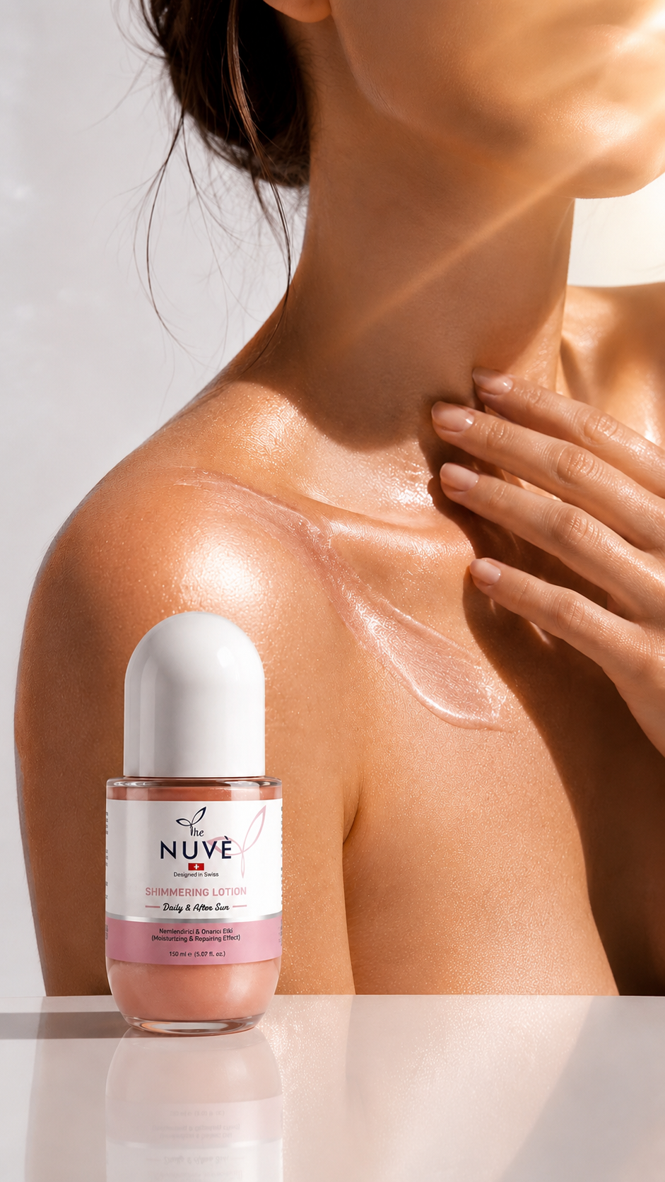The Nuvè Sedefli Işıltılı Nemlendirici Losyon